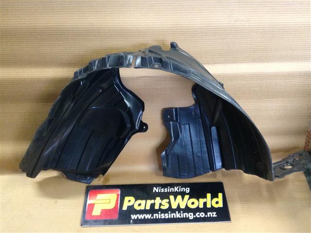Nissan NV200 VM20 2009-2013 RF Guard Liner