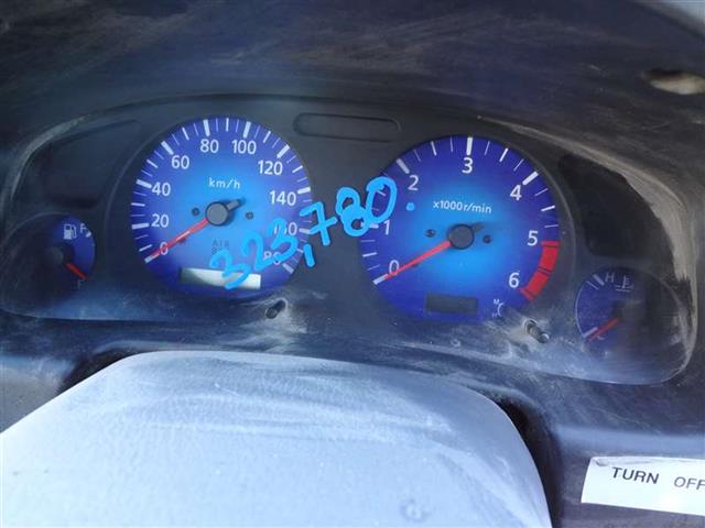 Nissan Navara D22 1997-2001 Instrument Cluster