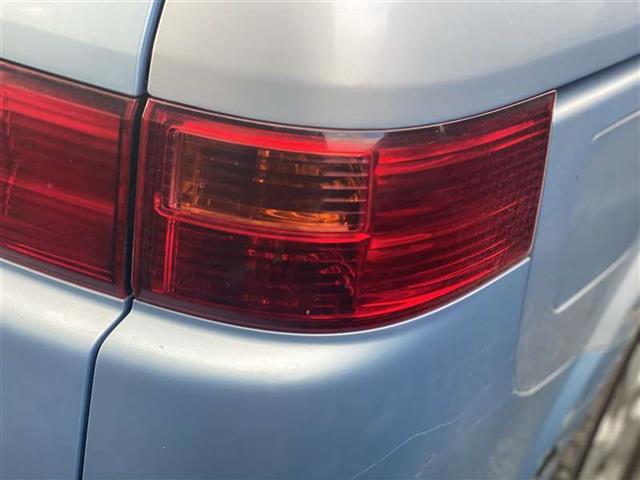 Nissan Lafesta B30 2004-2011 R Tail Light