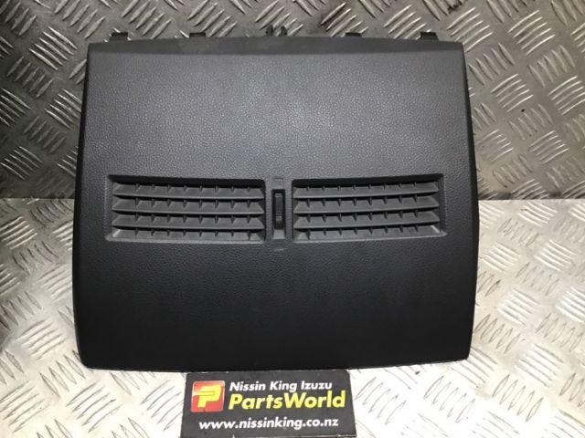 Nissan Tiida C11 2004-2007 Dash Top Centre Panel