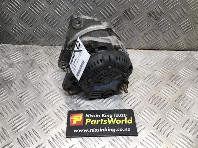 Nissan Tiida C11 2004-2007 Alternator
