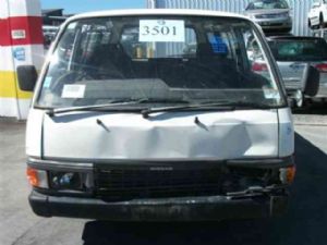 Nissan caravan 2001 model #8