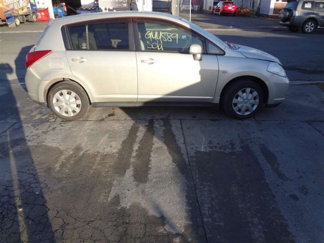 Nissan Tiida C11 2004-2007