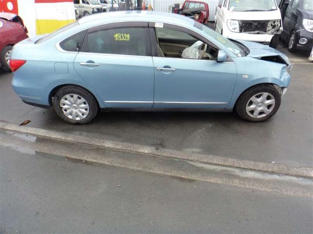Nissan Bluebird Sylphy G11 2005-2010
