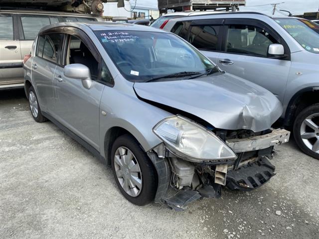 Nissan Tiida C11 2004-2007
