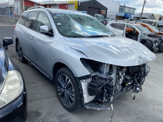 Nissan Pathfinder R52 2013-2017