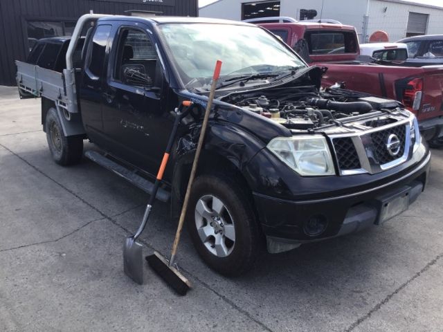 Nissan Navara D40 MNT 4WD 2010-2015