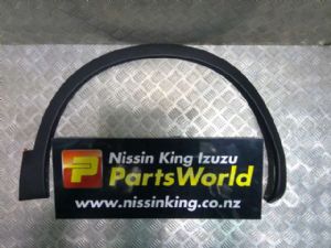 Nissan Dualis J10 02/07-08/09 RF Guard Flare