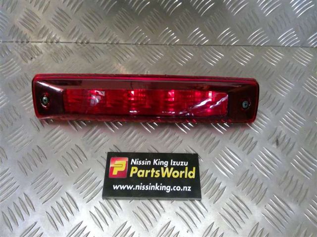 Isuzu D Max TFS85 4WD 2017--> High Stop Light