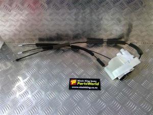 Nissan Navara D40 MNT 4WD 2010-2015 RF Door Lock Mech