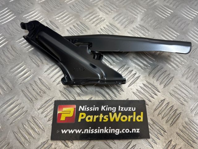 Nissan Navara D23 MNT 4WD 08/2015-2021 R Bonnet Hinge 