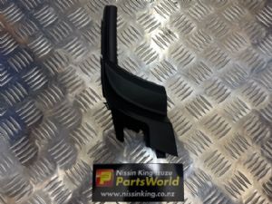 Isuzu D Max TFS85 4WD 2012-12/2015 R Windscreen Mould