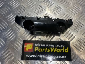 Nissan Note E12L 2016-2019 RF Bumper Retainer