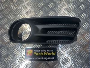 Nissan Pulsar C12 2013-2017 L Spotlight Bezel