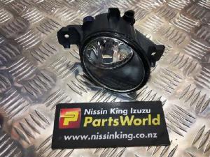 Nissan Navara D23 MNT 4WD 08/2015-2021 L Spotlight
