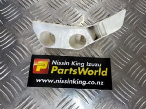 Nissan Fuga Y51 2009-2017 RF Bumper Retainer