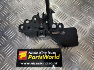 Nissan Navara D23 MNT 08/2015-2021 Bonnet Catch ( Lock )