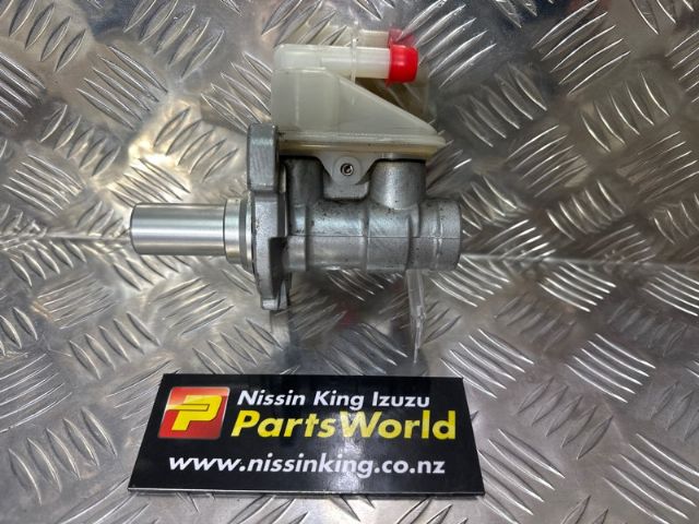 Nissan Elgrand E52 06/10- Brake Master Cylinder