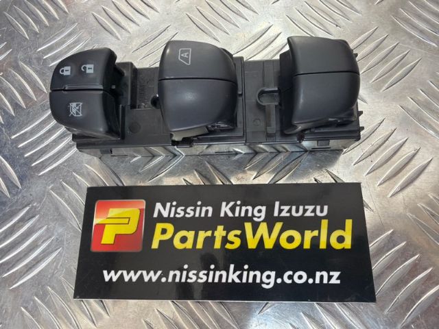 Nissan Leaf ZE1 2018-on Window Master Switch