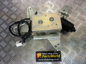 Nissan Caravan Homy E26 2012-2017 RF Door Top Hinge