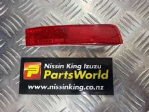 Nissan Juke F15 2012-2014 LR Bumper Reflector
