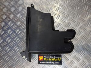 Nissan Leaf ZE1 2018-on LF Vertical Air Guide