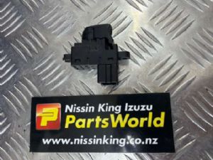 Nissan Pathfinder R52 2013-2021 4WD LF Window Switch