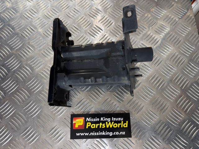 Nissan Xtrail T32 4WD 2013-2022 LF Bumper Iron