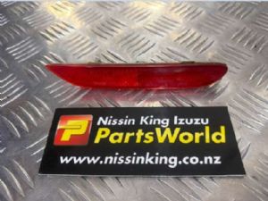 Nissan Leaf ZE1 2018-on RR Bumper Reflector