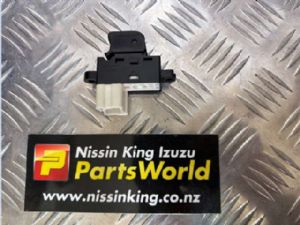 Nissan Caravan Homy E26L 2018-on LF Window Switch