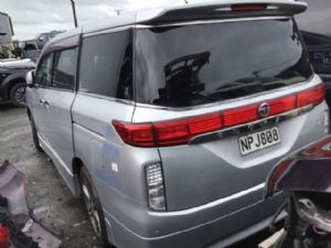 Nissan Elgrand E52 06/10- L Tail Light Moulding