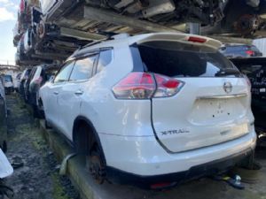 Nissan Xtrail T32 2013-2022 L Tail Light