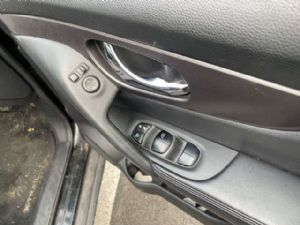 Nissan Xtrail T32 2013-2022 Mirror Adjuster Switch