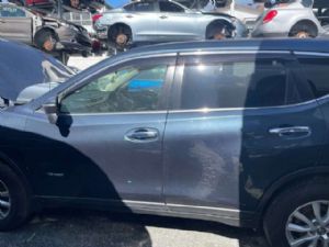 Nissan Xtrail T32 2013-2022 LF Door Shell