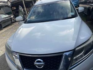 Nissan Pathfinder R52 2013-2021 2WD Bonnet