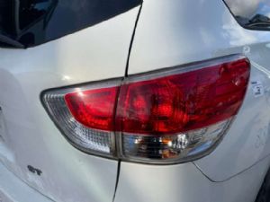 Nissan Pathfinder R52 2013-2021 2WD R Tailgate Garnish