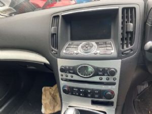 Nissan Skyline V36 2006-2016 Heater Controls