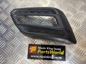 Nissan Xtrail T32 2013-2022 L Spotlight Bezel
