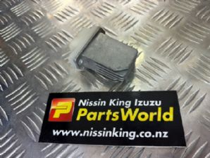 Nissan Pathfinder R52 2013-2021 2WD Heater Fan Resistor
