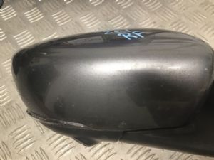 Nissan Leaf ZE1 2018-on RF Door Elec Mirror (11 Wire)