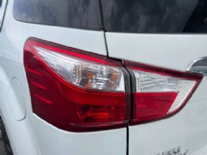 Isuzu MU-X UCS85 2017--> L Tailgate Garnish
