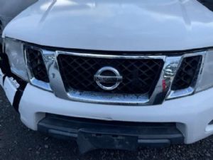 Nissan Navara D40 VSK 05/2010-2015 Grille