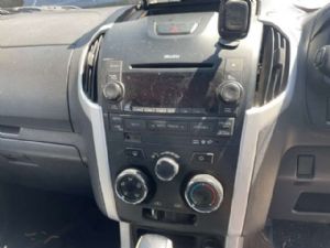 Isuzu D Max TFS85 4WD 2012-12/2015 CD Player