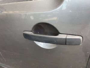 Nissan Navara D40 MNT 4WD 2010-2015 LF Door Exterior Handle