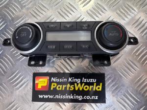 Nissan Tiida C11L 2008-2011 Heater Controls