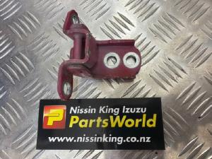 Nissan Navara D23L MNT 4WD 2021-2025 RF Door Top Hinge