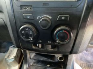 Isuzu D Max TFS85 4WD 2017--> Heater Controls