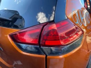 Nissan Xtrail T32 4WD 2013-2022 R Tailgate Garnish