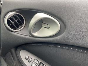 Nissan 370Z Z34 RF Door Interior Handle