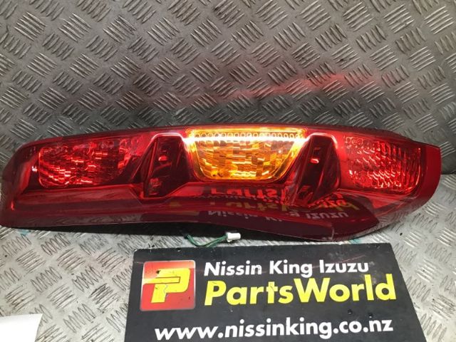 Nissan Xtrail T31 4WD 2008-2013 L Tail Light